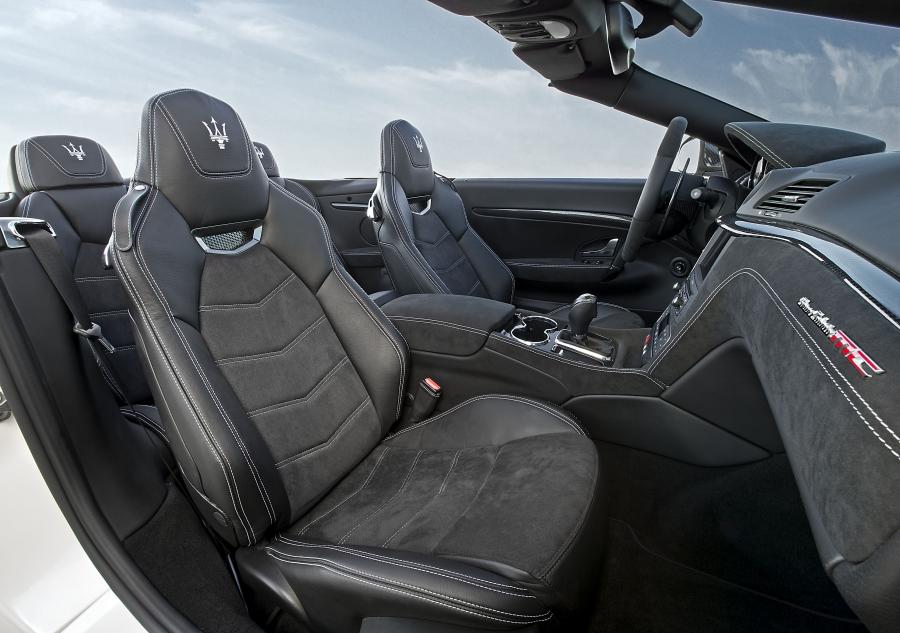  Maserati GranCabrio MC 2012 года  (фото 5 из 12)